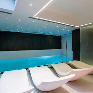 4* Отель De Stefano Palace Luxury